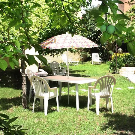 Solemare Bed and Breakfast 2*