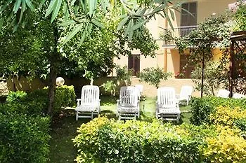 Solemare Bed & Breakfast 2*