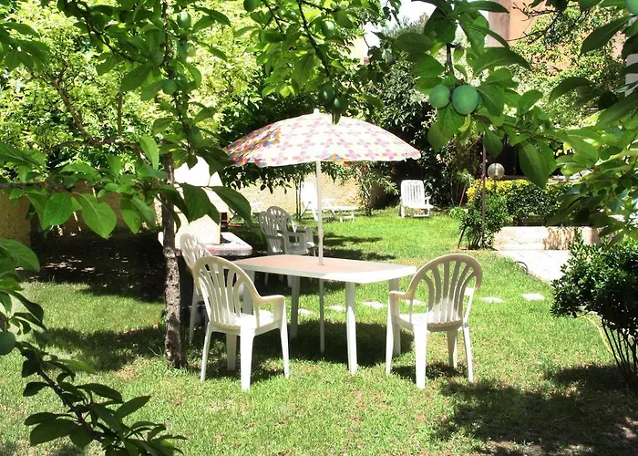 Solemare Bed and Breakfast 2*