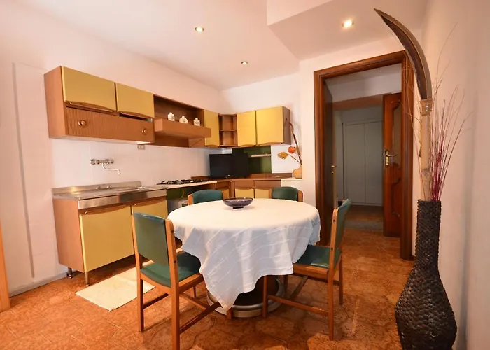 فندق مبيت وإفطار Solemare 2*